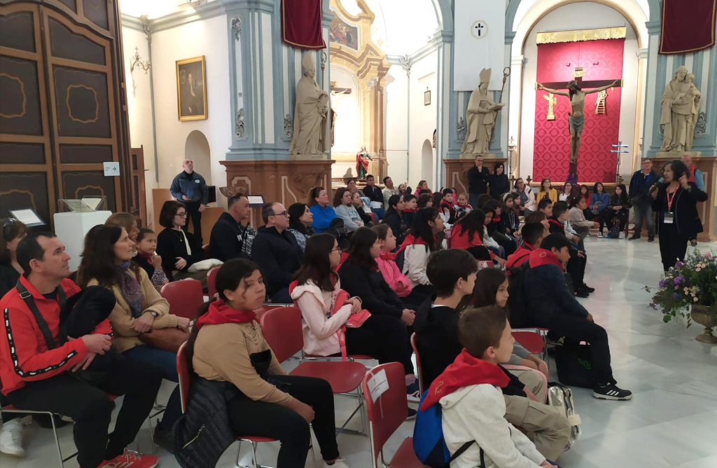 Los infantes de Santa Eulalia contactan con la Semana Santa de Murcia